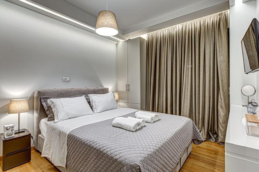 Deluxe & Modern Apartment In Athens Exterior photo